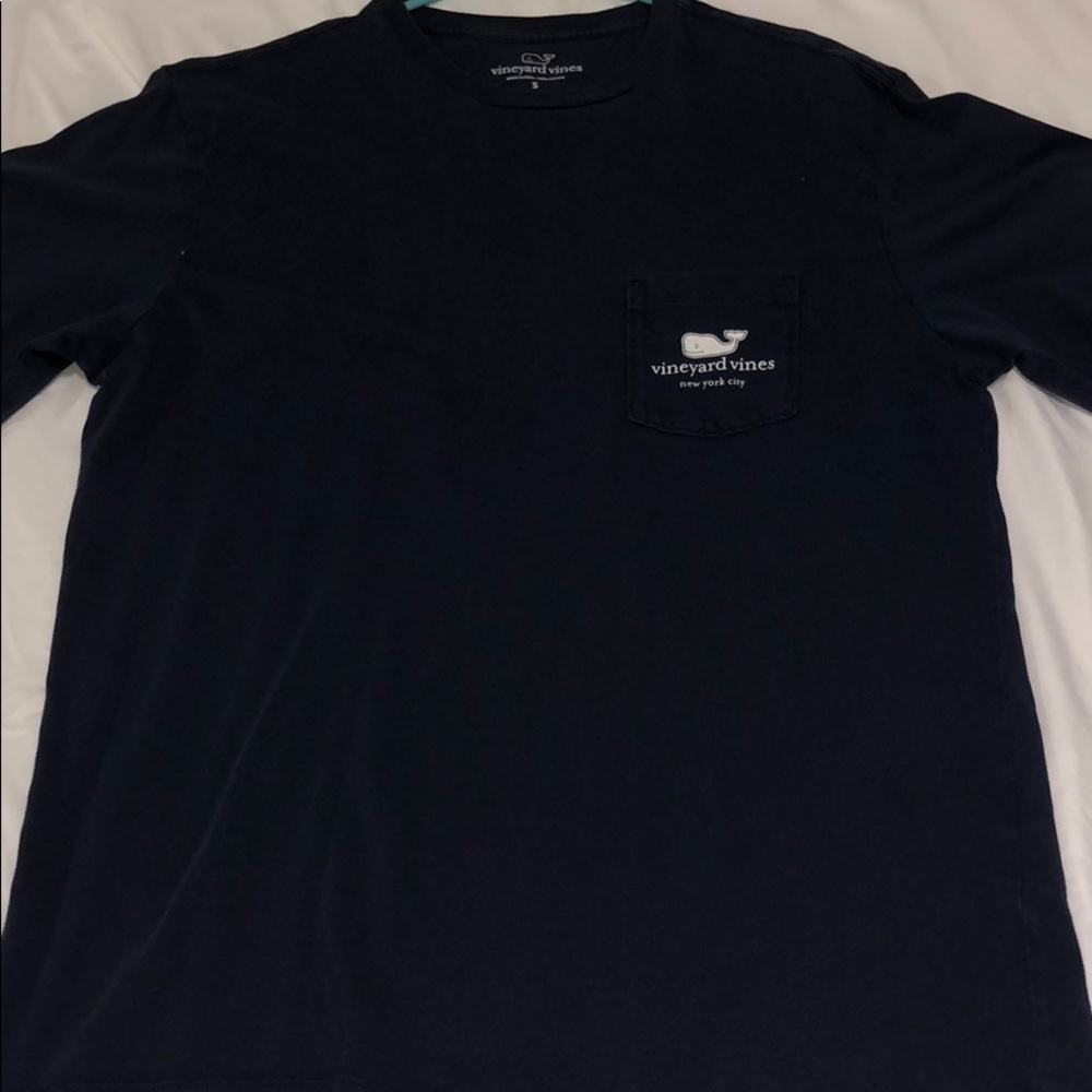 Vineyard Vines T-shirt